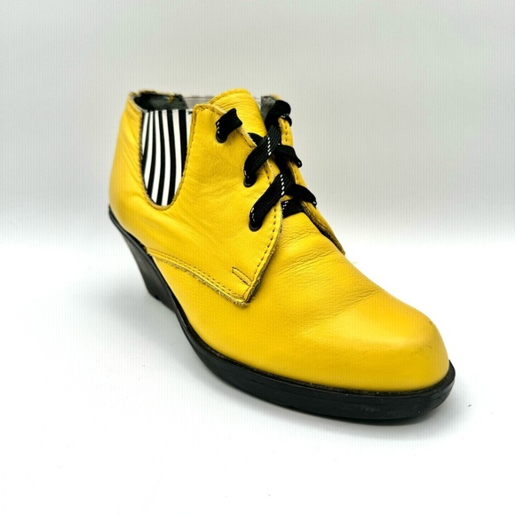 LEATHER YELLOW ANKLE BOOTS WEDGE PLATFORM BOOTS RUBBER SOLE LACE UP BOOTS SIZE 6 - Picture 12 of 16